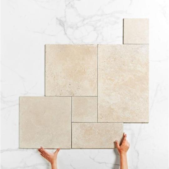 romai vegyes rakas csuszasmentes modern travertin bezs homok meszko kohatasu fagyallo greslap jarolap padlolap padloburkolat keramia rusztikus mediterran nappali terasz.jpg